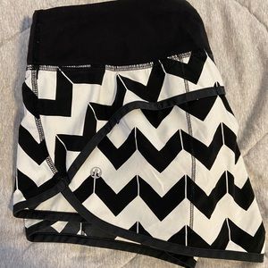 lululemon speed up shorts